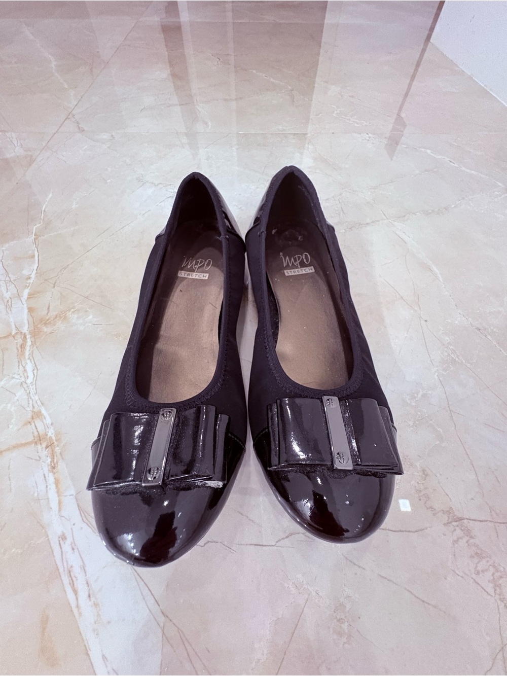 Impo Ballet Flats Black Shoes Sz 8 Patent Leather Bows Toe
Cap Stretch Comfort